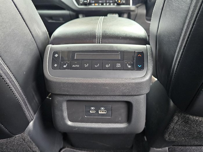 2023 Nissan Pathfinder Ti-L