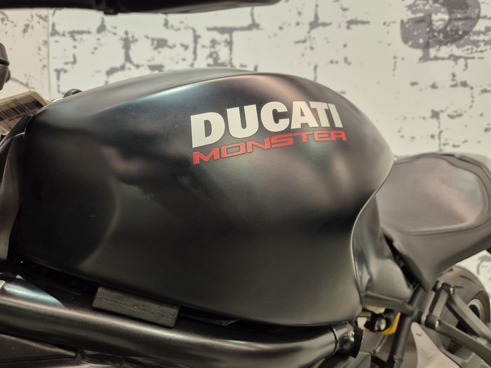 2019 Ducati Monster 821 Monster Black