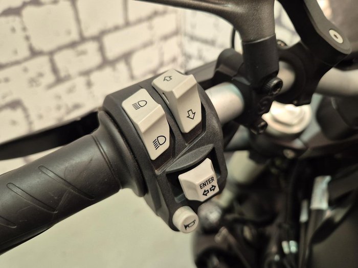 2019 Ducati Monster 821 Monster Black