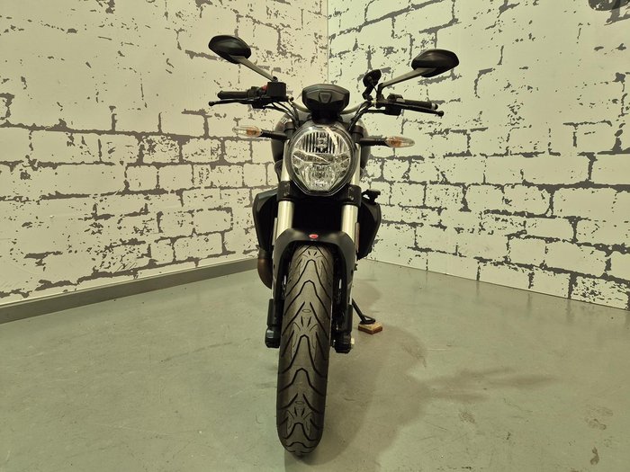 2019 Ducati Monster 821 Monster Black