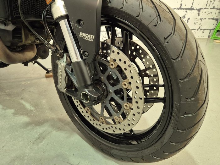 2019 Ducati Monster 821 Monster Black