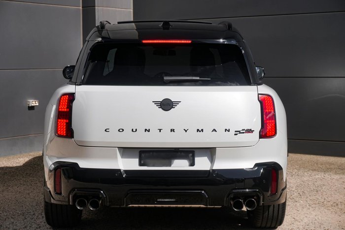 2025 MINI Countryman JCW Favoured