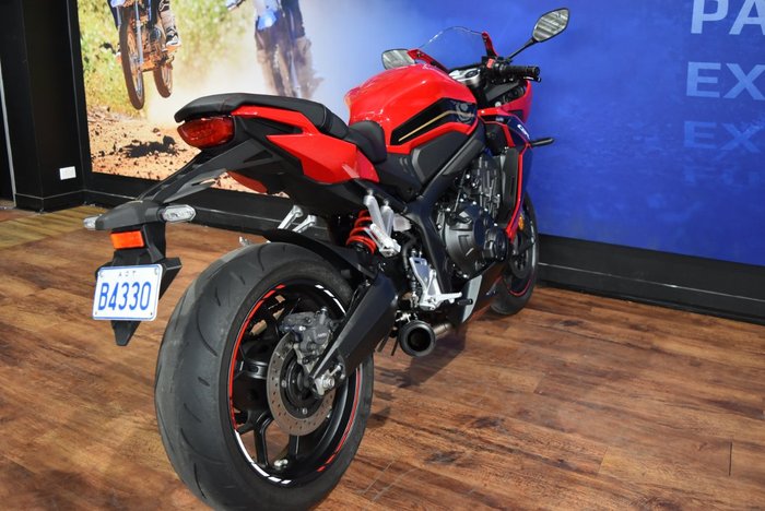 2023 Honda CBR650R Red