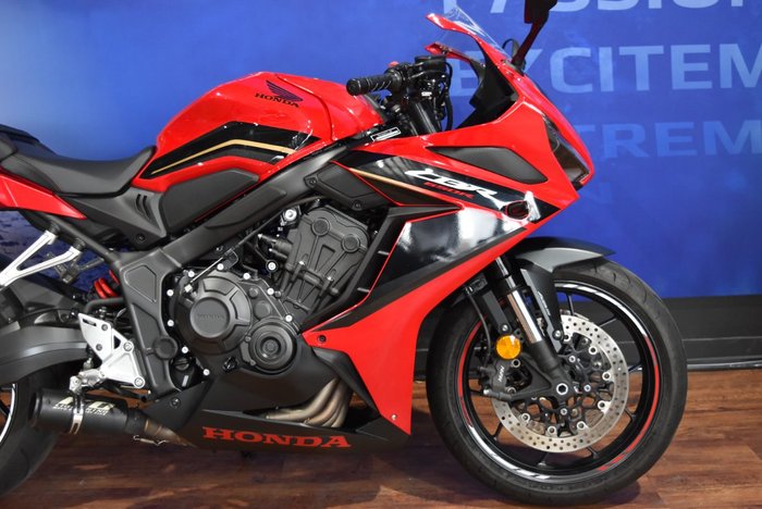2023 Honda CBR650R Red