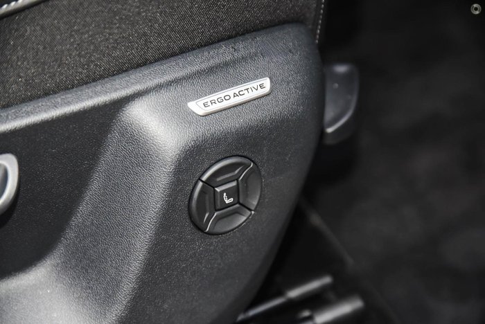 2025 Volkswagen Tiguan 150TSI R-Line