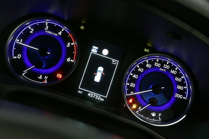 2020 Toyota Hilux SR5