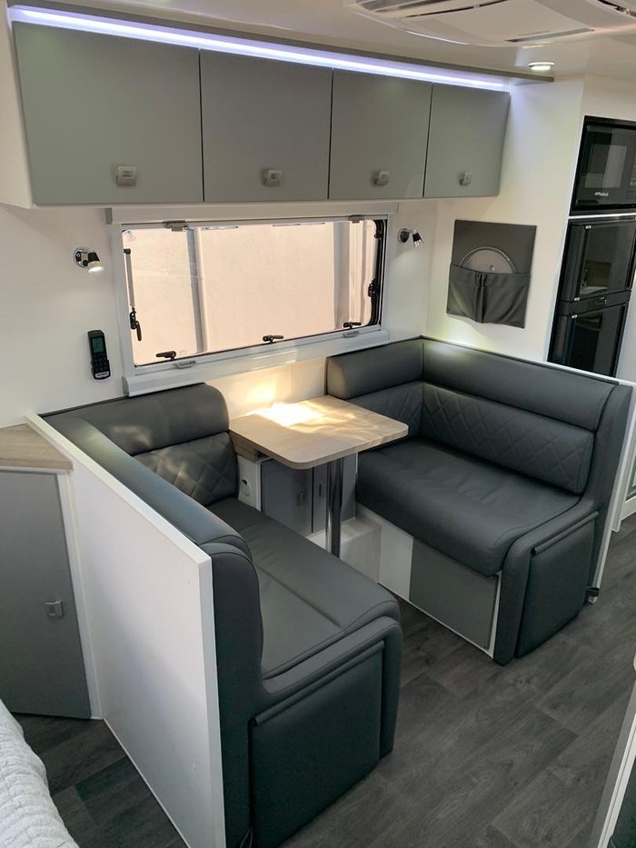 2024 Design RV Crx Semi Off Road Van 2-1, 19'