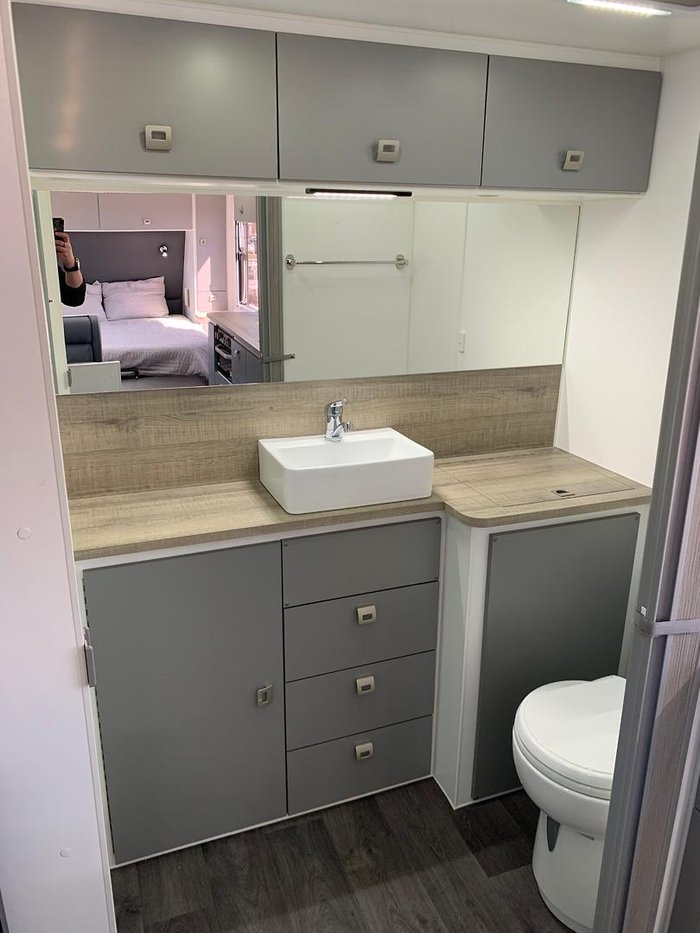 2024 Design RV Crx Semi Off Road Van 2-1, 19'