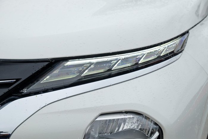 2023 Mitsubishi Outlander LS