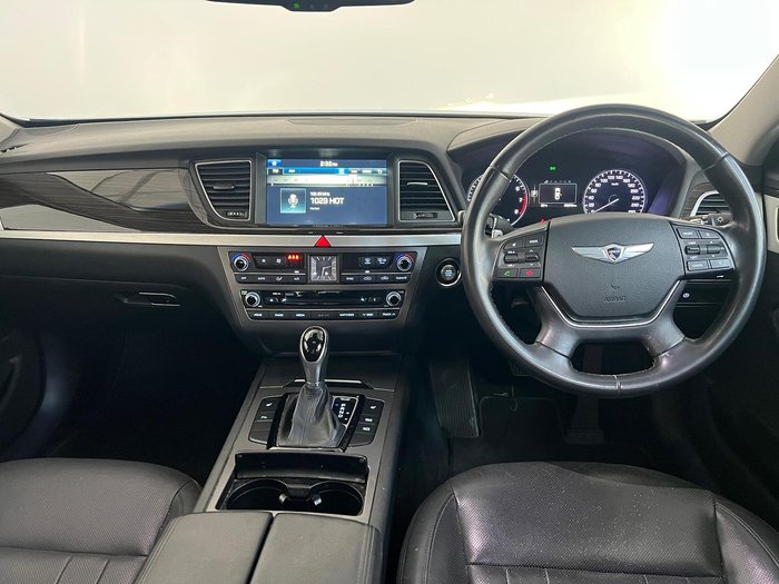 2015 Hyundai Genesis DH Marble White