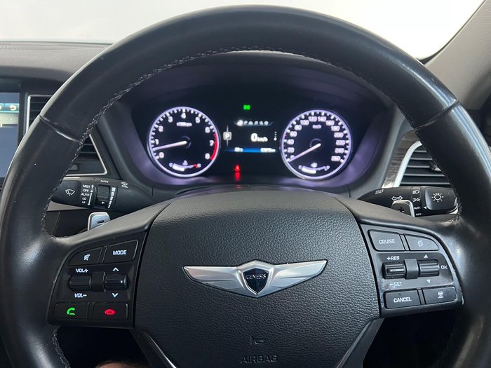2015 Hyundai Genesis DH Marble White