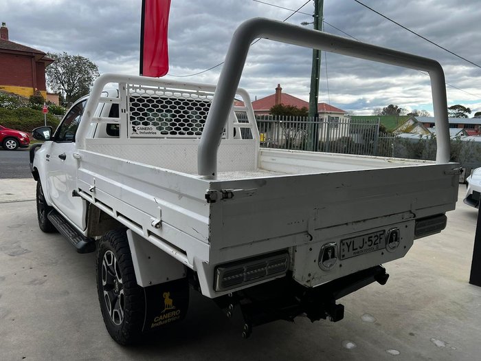 2021 Toyota Hilux SR