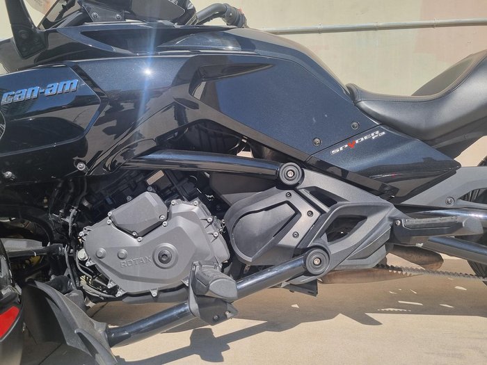 2018 Can-Am Spyder F3 SE6 Roadster Black