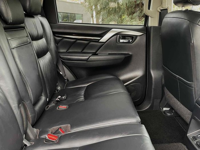 2018 Mitsubishi Pajero Sport Exceed QE MY18 4X4 Dual Range White