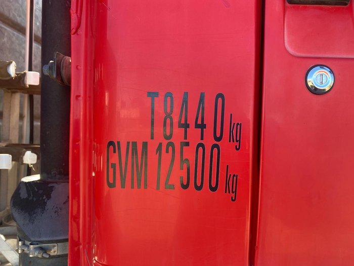 1994 Isuzu Fts700 Red