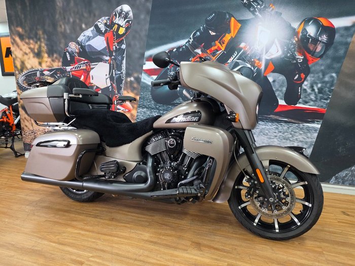 2021 INDIAN ROADMASTER DARK HORSE BRONZE
