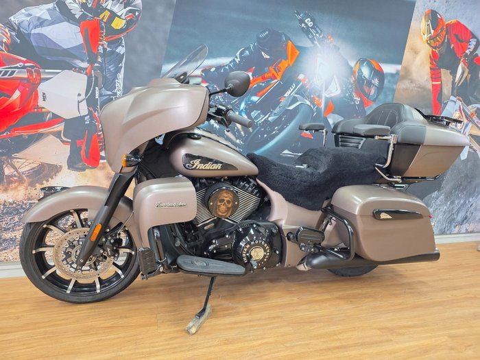 2021 INDIAN ROADMASTER DARK HORSE BRONZE