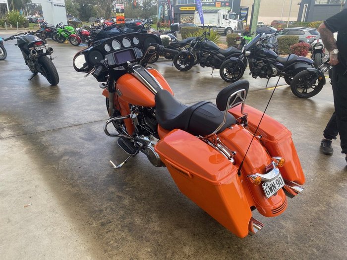 2023 HARLEY-DAVIDSON FLHXS STREET GLIDE SPECIAL Orange