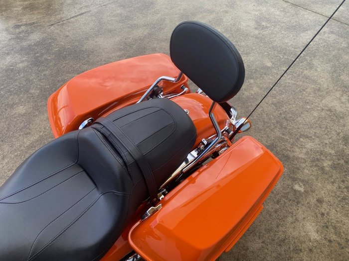 2023 HARLEY-DAVIDSON FLHXS STREET GLIDE SPECIAL Orange