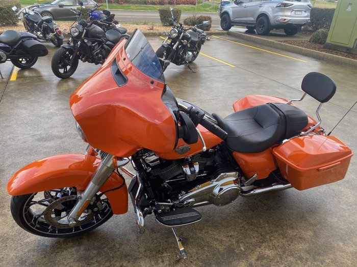 2023 HARLEY-DAVIDSON FLHXS STREET GLIDE SPECIAL Orange