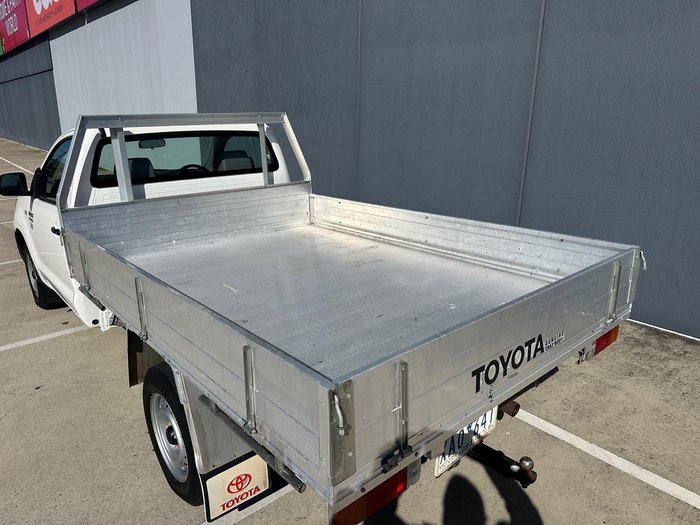 2009 Toyota Hilux Workmate TGN16R MY09 4x2 Glacier White