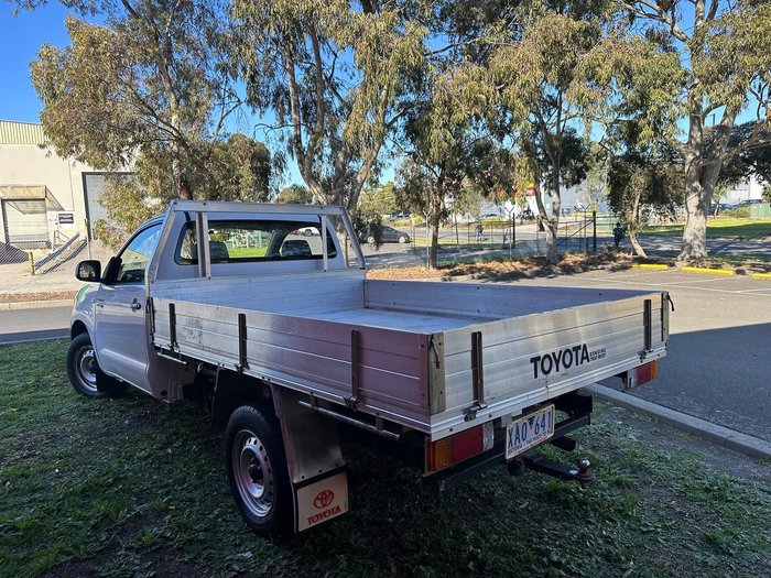 2009 Toyota Hilux Workmate TGN16R MY09 4x2 Glacier White