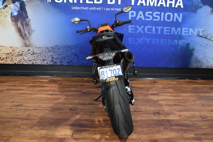 2022 Ktm 890 DUKE Orange