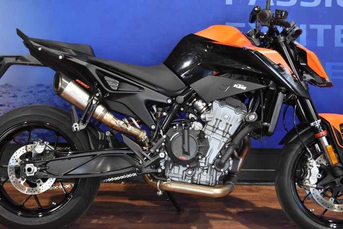 2022 Ktm 890 DUKE Orange