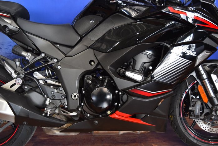2021 Kawasaki 2021 Kawasaki 1000CC NINJA 1000SX SPORTS Grey