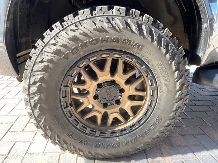 2021 Toyota Hilux SR5 GUN126R 4X4 Dual Range Graphite