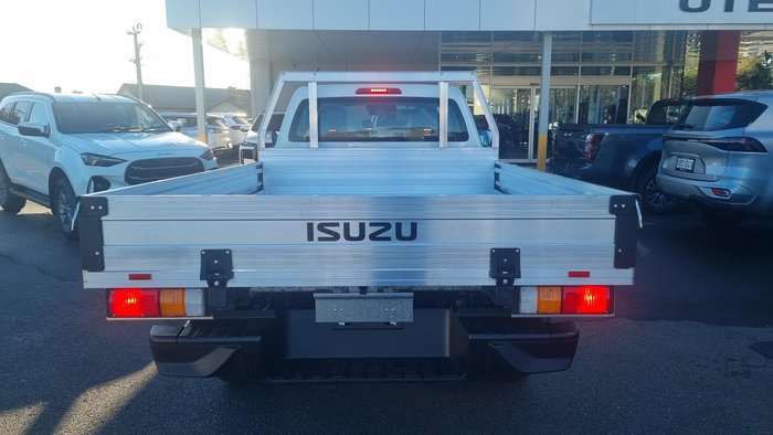 2025 Isuzu D-MAX SX High Ride MY24 4x2 Mineral White
