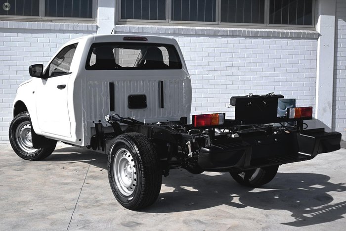 2025 Isuzu D-MAX SX High Ride MY24 4x2 Mineral White