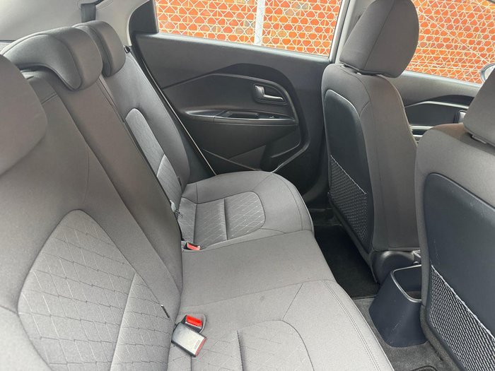 2016 Kia Rio S UB MY16 Clear White