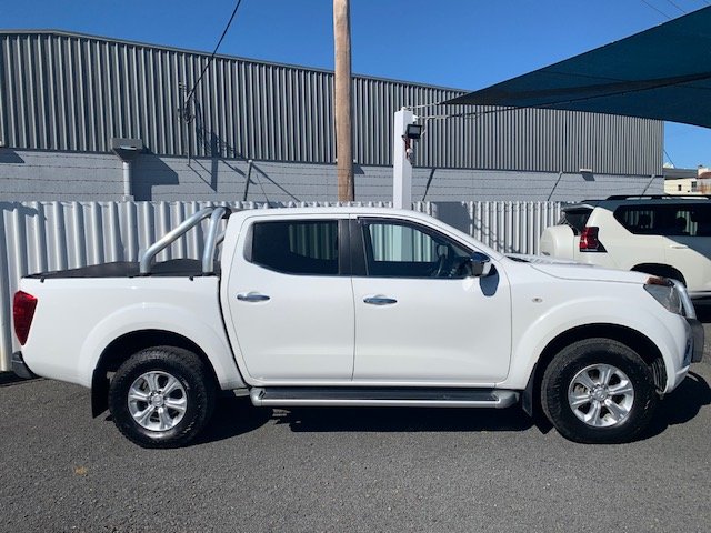 2016 Nissan Navara ST D23 4X4 Dual Range POLAR WHITE