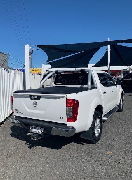 2016 Nissan Navara ST D23 4X4 Dual Range POLAR WHITE