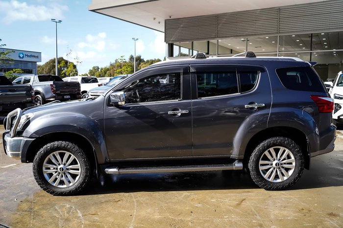 2017 Isuzu MU-X LS-T