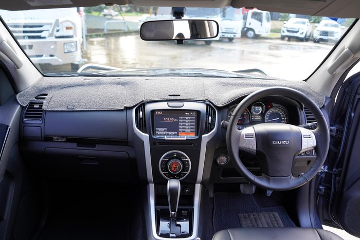 2017 Isuzu MU-X LS-T