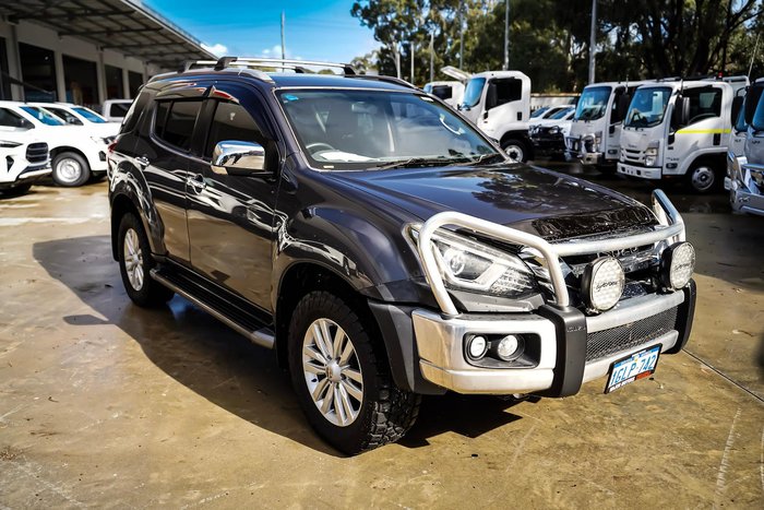 2017 Isuzu MU-X LS-T