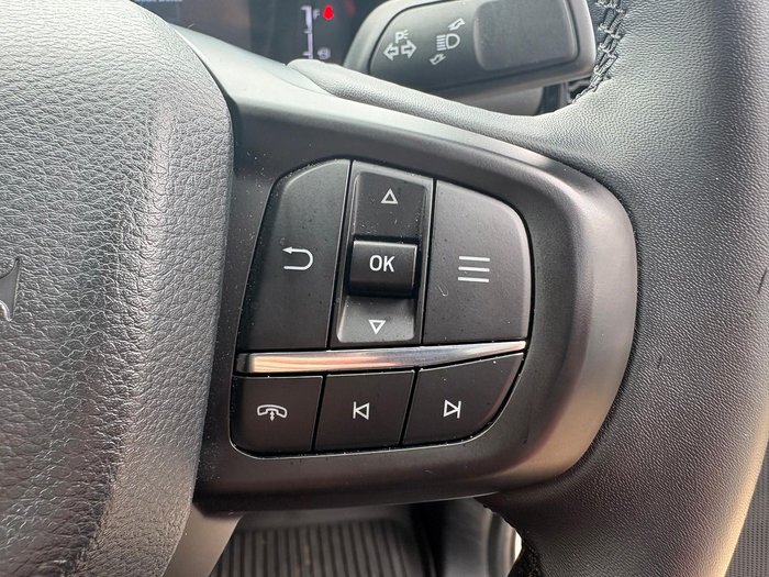 2025 Ford Everest Trend