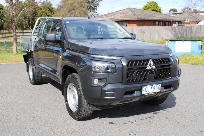 2025 Mitsubishi Triton GLX