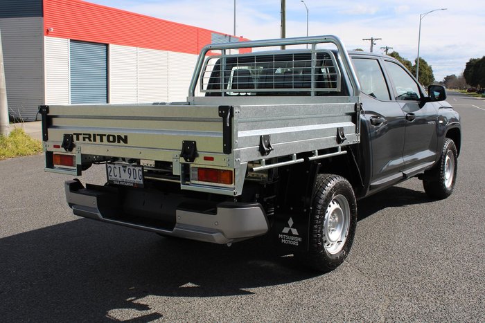 2025 Mitsubishi Triton GLX