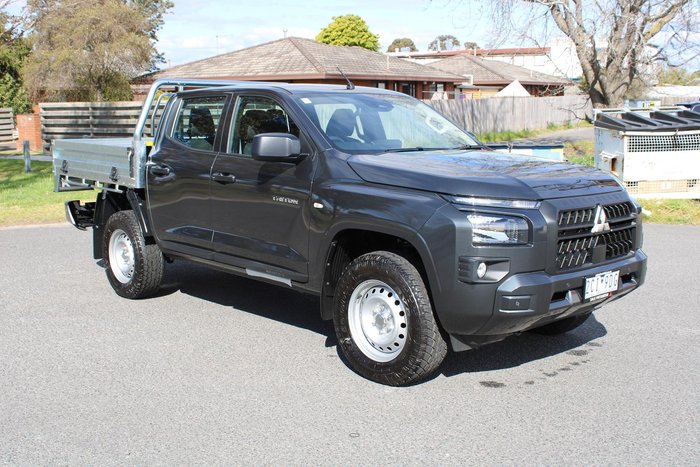 2025 Mitsubishi Triton GLX