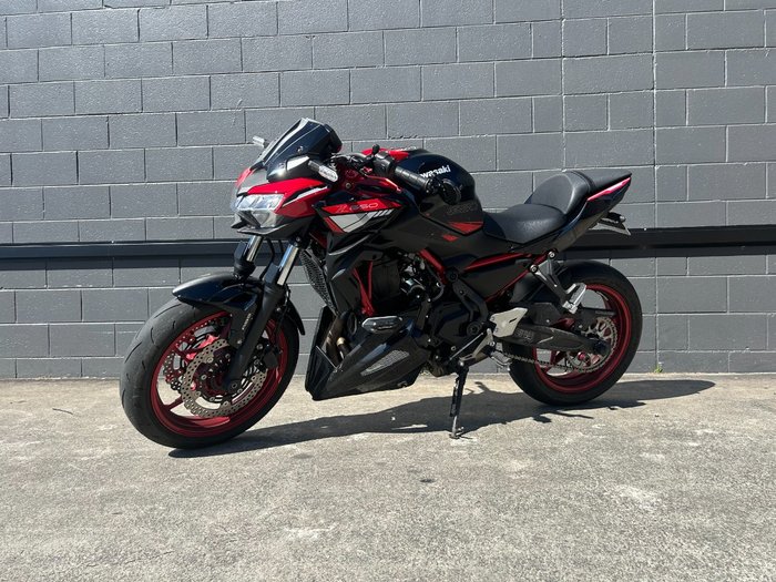 2024 Kawasaki Z650L (LAMS) BLACK/RED
