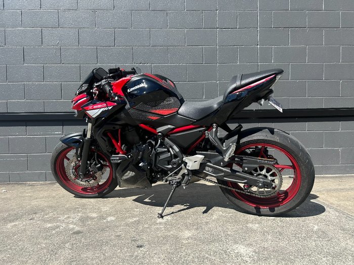 2024 Kawasaki Z650L (LAMS) BLACK/RED