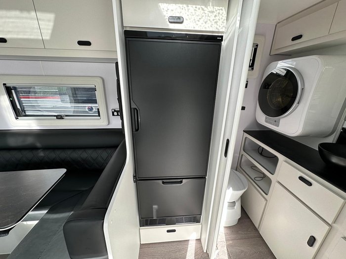 2025 JB Caravans Gator X Ev