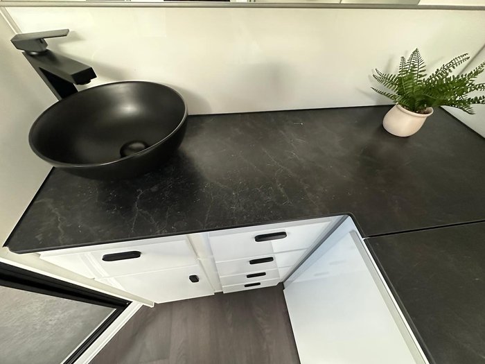 2025 JB Caravans 22' Scorpion Sting Corner Shower