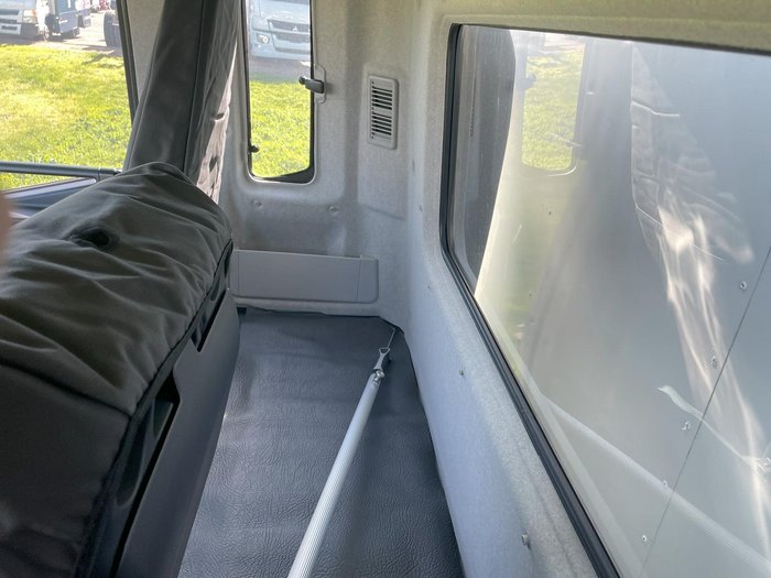 2025 Fuso Fighter 1224 WHITE