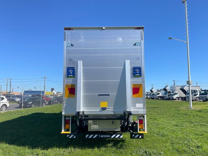 2025 Fuso Fighter 1224 WHITE