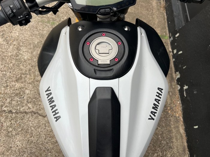 2015 Yamaha MT-07 LA WHITE