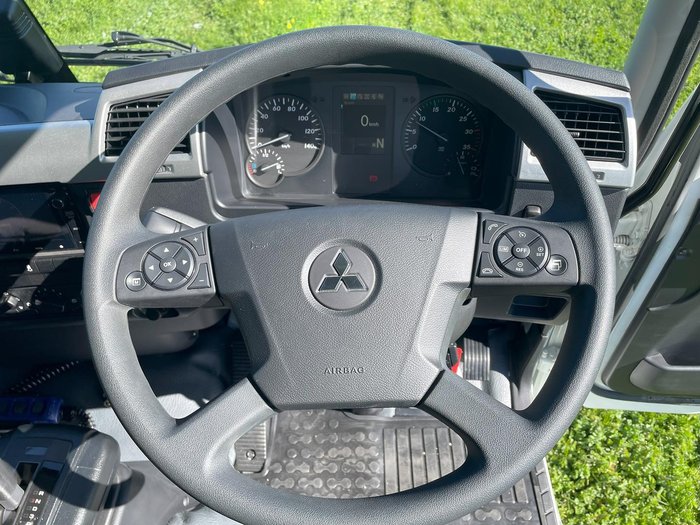 2025 Fuso Fighter 1224 White